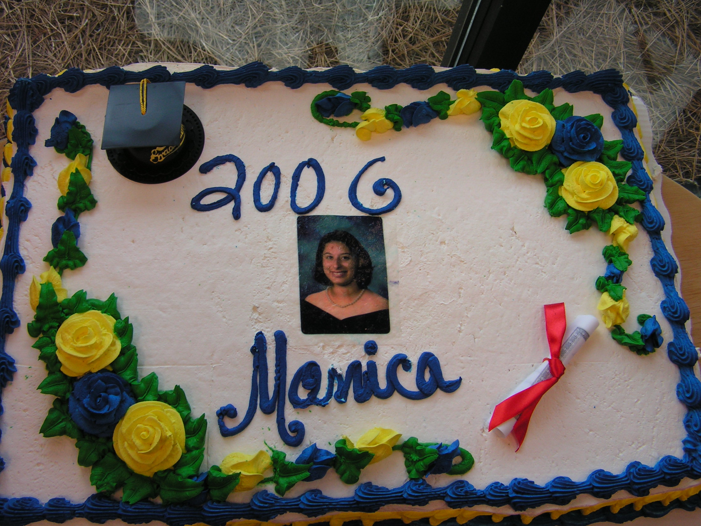 ./2006/Monica's Graduation/graduation party0009.JPG